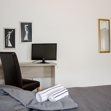 Guesthouse Unique Sarajevo Bagian luar foto