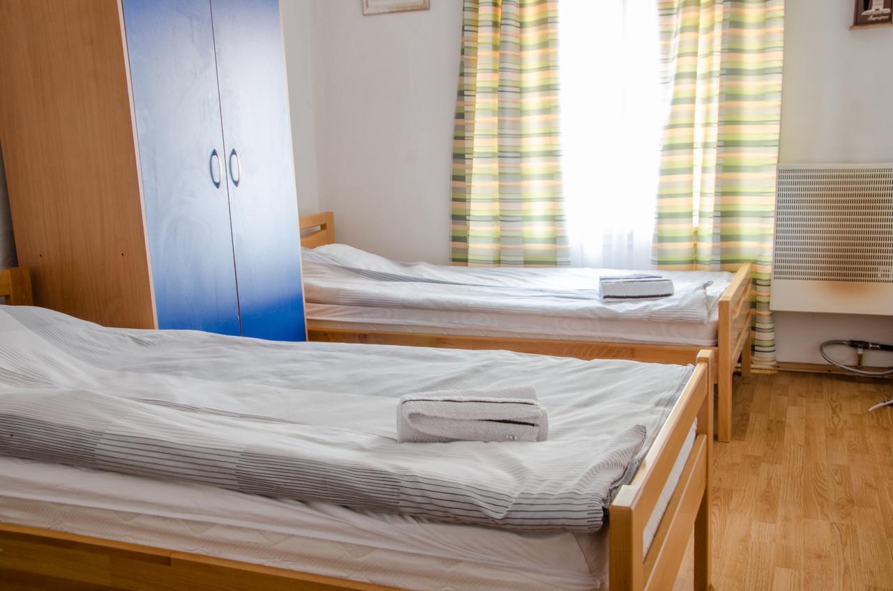 Guesthouse Unique Sarajevo Bagian luar foto