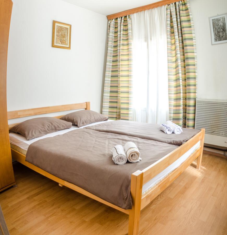 Guesthouse Unique Sarajevo Bagian luar foto